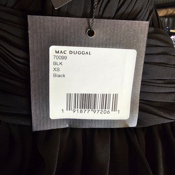 Mac Duggal 70099 V Neck Sleeveless Flowy Ruched Midi Dress Black Size XS - Picture 9 of 9